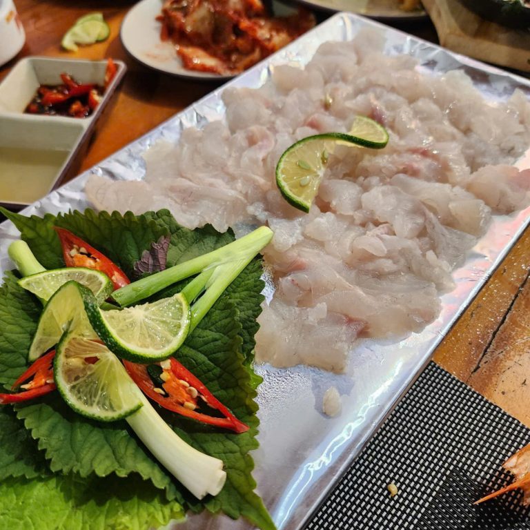 Cá Mú Phú Quốc — Đặc Sản Biển Thịt Ngọt Dai Không Thể Bỏ Qua 7 ca mu sashim